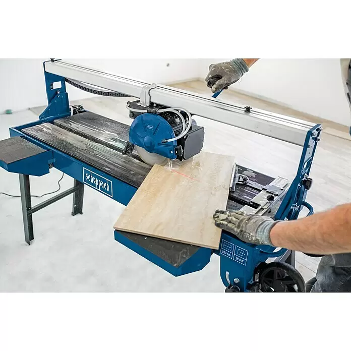 Scheppach Elektro-Fliesenschneider FS 4700 - 1.200 W, Max. Schnittlänge: 1.200 mm, Schnitttiefe bei 90 °: 34 mm - Anwendungsbeispiel