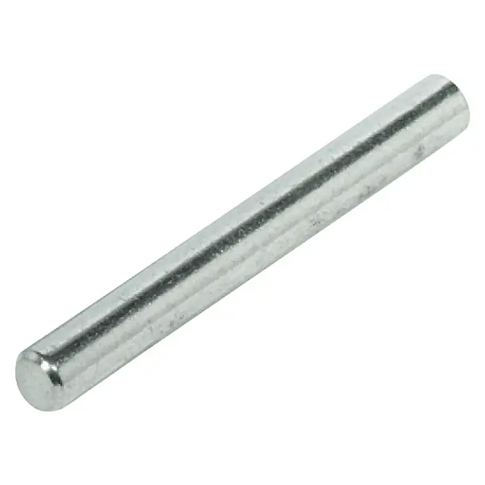 Suki Soporte para estantes - Ø x L: 5 x 45 mm, Acero - Pasador metálico, brillante y cilíndrico, sobre un fondo negro. Componente mecanizado con precisión para diversas aplicaciones.