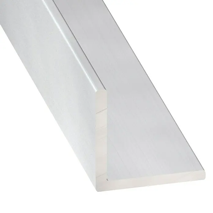 Kantoflex Winkelprofil - 1.000 x 10 x 10 mm, Stärke: 1 mm, Silber - Das Bild zeigt ein U-Profil, wahrscheinlich aus Aluminium, mit einer gebürsteten Oberfläche. Ideal für Konstruktionen und Rahmen.