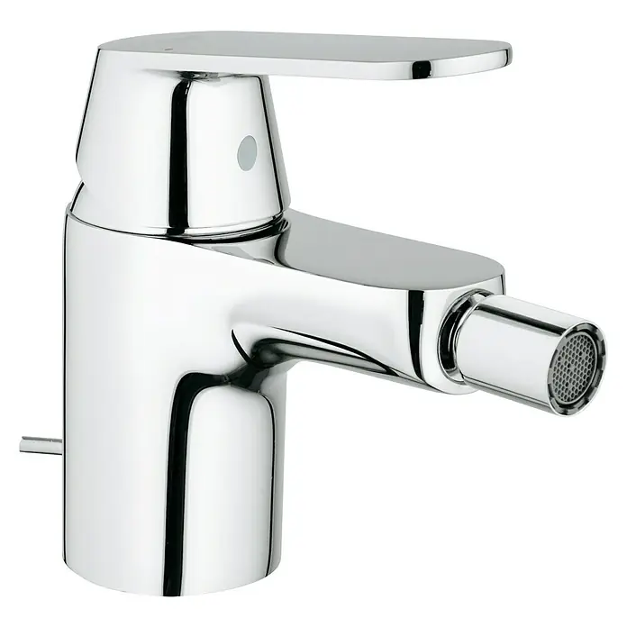 Grohe Eurosmart Cosmopolitan Bidetarmatur - Chrom, Glänzend - Nahaufnahme einer modernen, verchromten Bidetarmatur mit elegantem Design und präziser Verarbeitung.