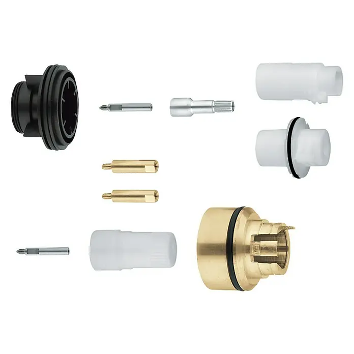 Grohe Verlängerungs-Set - Passend für: Grohe Unterputz-Körper Rapido T, Gesamtumfang: 10 -tlg. - Verschiedene Sanitär-Ersatzteile aus Metall und Kunststoff, die für Reparaturen oder Installationen im Sanitärbereich benötigt werden.