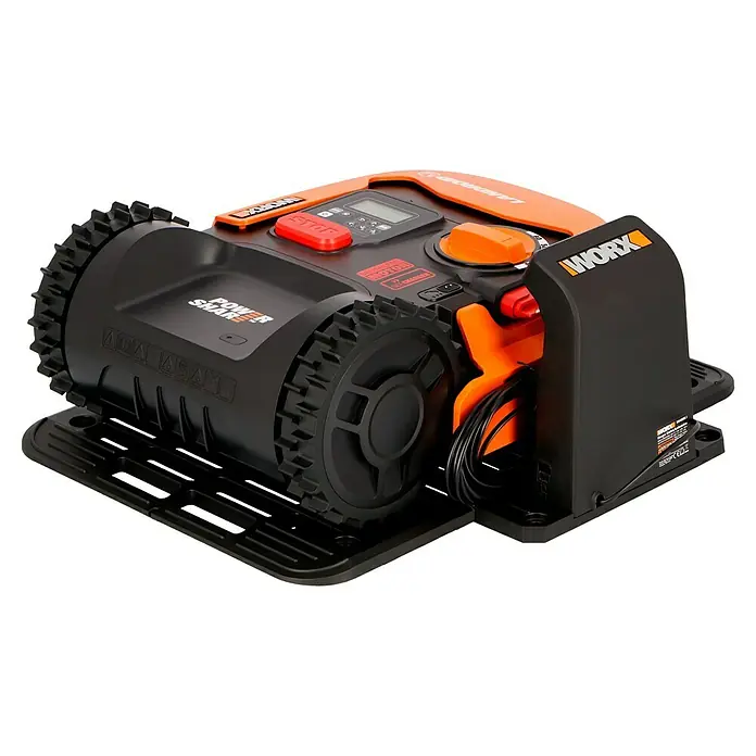 Worx PowerShare 20V Robot cortacésped Landroid M700 - 700 m², Ancho de corte: 18 cm, Navegación por inducción, Cable de antena - Primer plano del robot cortacésped Worx Landroid en su base de carga, destacando su diseño y funcionalidad.
