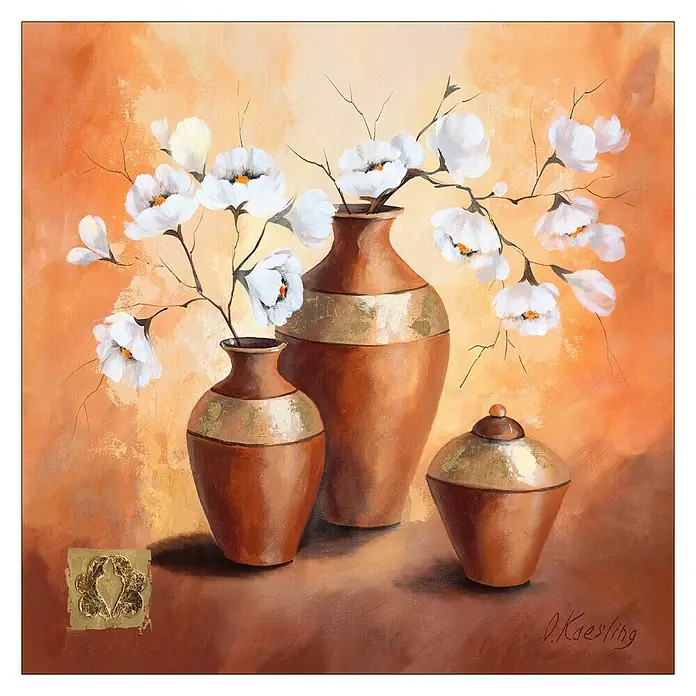 ProArt LeinwandbildGolden Shining II, B x H: 30 x 30 cm - Elegantes Gemälde mit Vasen und weißen Blüten auf einem warmen, orangefarbenen Hintergrund, das eine ruhige und harmonische Atmosphäre schafft.