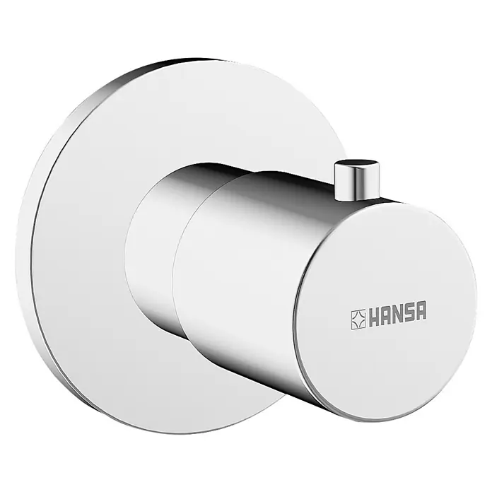 Hansa UP-Umsteller Living - Chrom, Glänzend - Nahaufnahme eines glänzenden, silbernen HANSA-Einhebelmischers mit runder Basis und Knopf für das Badezimmer.