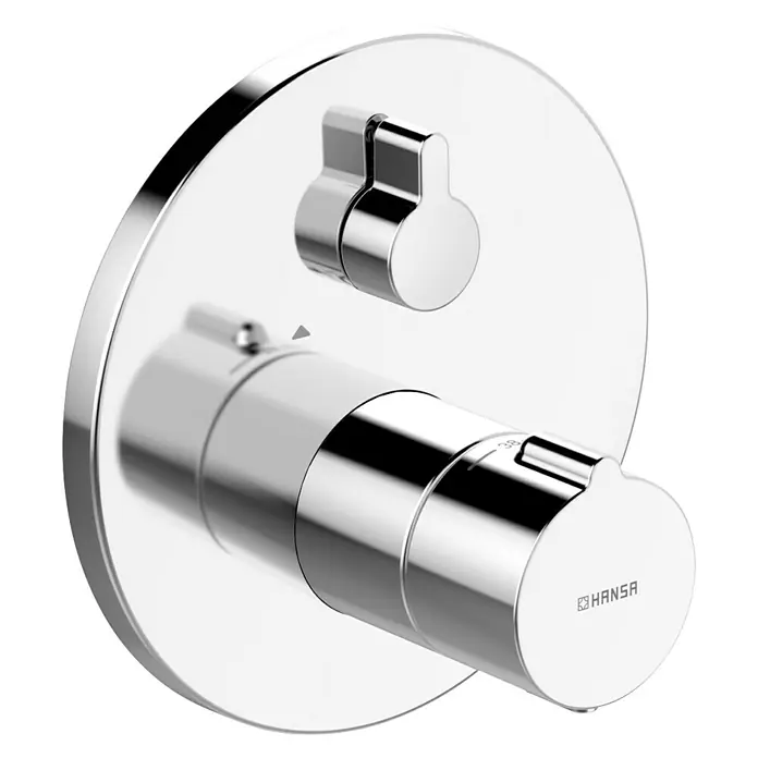 Hansa Home UP-Brausethermostat - Rund, Chrom, Glänzend - Nahaufnahme einer glänzenden, verchromten HANSA-Armatur für Badezimmer, die ein modernes und elegantes Design aufweist.