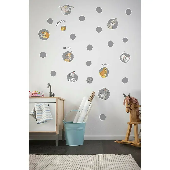 Komar Dekosticker A Simple Start - B x H: 100 x 70 cm - Wandaufkleber mit Disney-Motiven für ein verspieltes Kinderzimmer. Ideal um eine freundliche und fantasievolle Atmosphäre zu erschaffen.