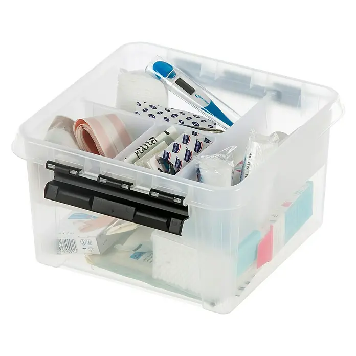 SmartStore Einsatz - L x B x H: 26 x 25 x 9 cm - Erste-Hilfe-Kasten aus durchsichtigem Kunststoff mit verschiedenen medizinischen Artikeln wie Pflaster und Verband.