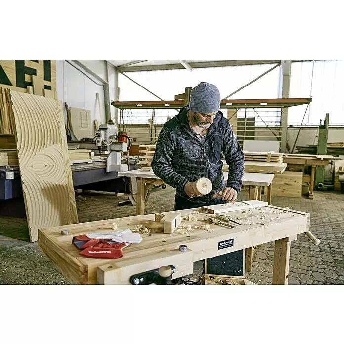 Ramia Hobelbank Advanced 1500 - L x B: 1.500 x 650 mm, Arbeitshöhe: 850 mm, Holz - Anwendungsbeispiel
