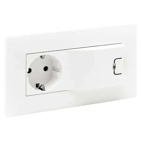 Legrand Niloé Step Enchufe con USB Combi