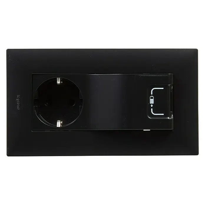 Legrand Niloé Step Enchufe con USB Combi - Antracita, Plástico, Montaje en la pared - Enchufe Legrand negro con símbolo de carga de batería para dispositivos electrónicos y suministro de energía.