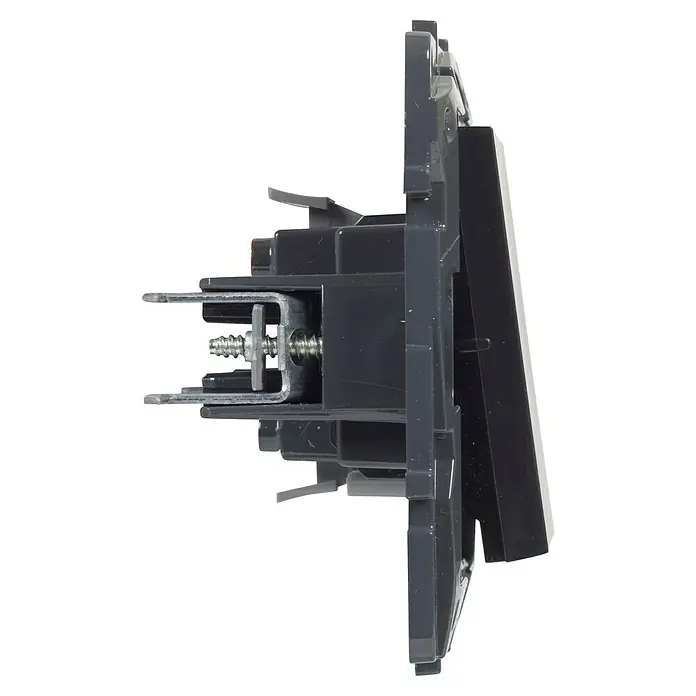 Legrand Niloé Step Pulsador para estancias con humedad - Antracita, Montaje en la pared - Primer plano de un interruptor de luz gris. El interruptor se muestra con gran detalle, destacando tornillos y componentes internos para mayor claridad.