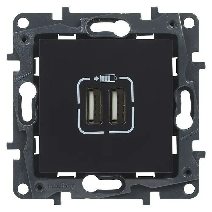 Legrand Niloé Step Toma USB - Antracita, x 2, Plástico, Instalar - Primer plano de un enchufe de pared USB Legrand con dos puertos, ideal para cargar dispositivos electrónicos sin adaptador.