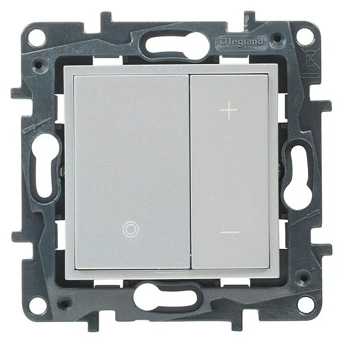 Legrand Niloé Step Regulador luminoso + Pulsador - Aluminio, Plástico, Instalar - Primer plano de un interruptor de luz Legrand con control de volumen, ideal para espacios modernos.