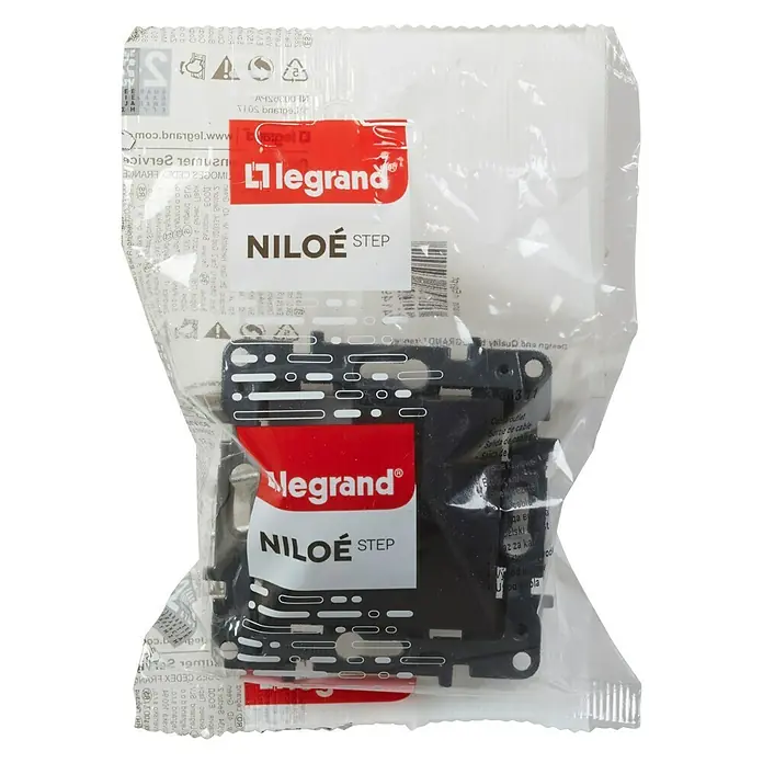 Legrand Niloé Step Pasacables - Antracita, Diámetro: 12 cm - Primer plano de un soporte de pared Legrand Niloe Step empaquetado, que promete un producto eléctrico de alta calidad y fiable.