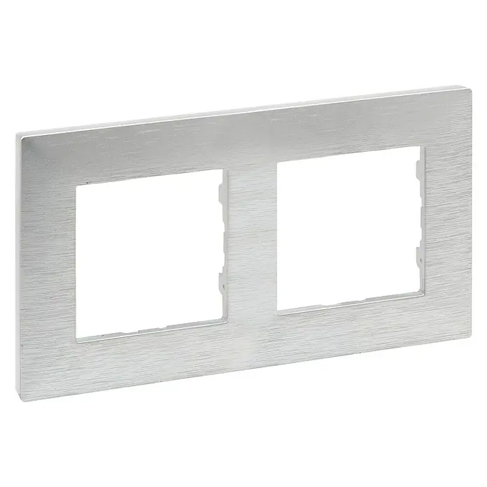 Legrand Niloé Step Marco - Plateado, Modelo de mecanismos: x 2, Plástico, Instalar - Marco doble para interruptores y enchufes en plata cepillada. Ideal para la integración elegante de componentes eléctricos en espacios habitables.
