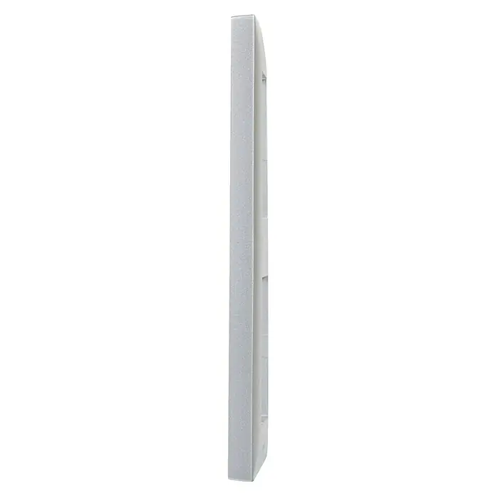 Legrand Niloé Step Marco - Plateado, Modelo de mecanismos: x 2, Plástico, Instalar - Un altavoz blanco vertical con bordes redondeados, ideal para aplicaciones de audio de alta calidad y sistemas de sonido.