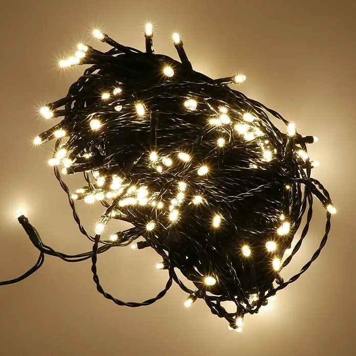 Tween Light LED-Lichterkette - Außen, Lichtfarbe: Warmweiß, Anzahl Leuchtmittel: 200 Stk., Netzbetrieben, 35 m - Lichterkette mit vielen kleinen, warmweißen LEDs, die ein gemütliches Licht verbreiten und für festliche Stimmung sorgen.