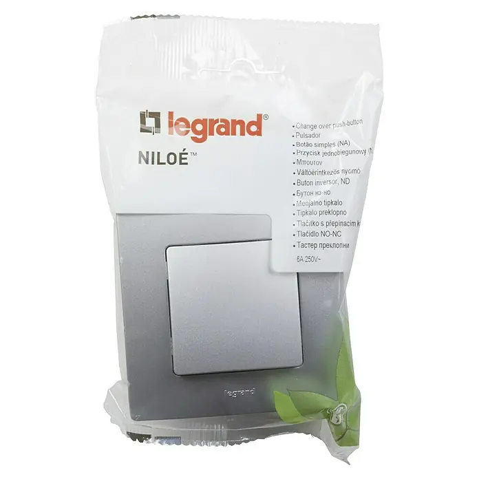 Legrand Niloé Monoblock Pulsador - Plateado, Montaje en la pared, 6 A - Juego de interruptores Legrand Niloe™ en su embalaje original, un producto de calidad para instalaciones eléctricas modernas.
