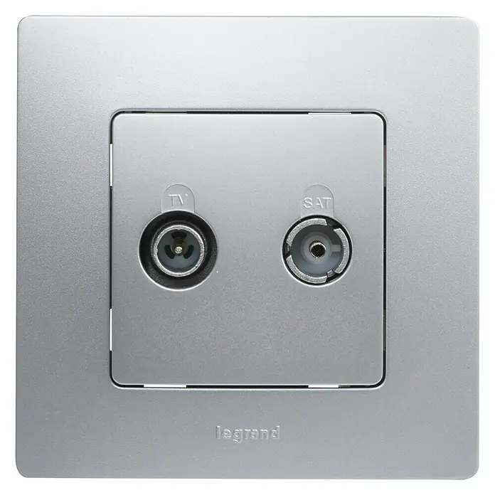 Legrand Niloé Monoblock Pieza insertada para caja de antena Intermedia - x 2, Plateado - Primer plano de una toma de antena TV-SAT Legrand plateada, ideal para conectar señales de TV y satélite en hogares.