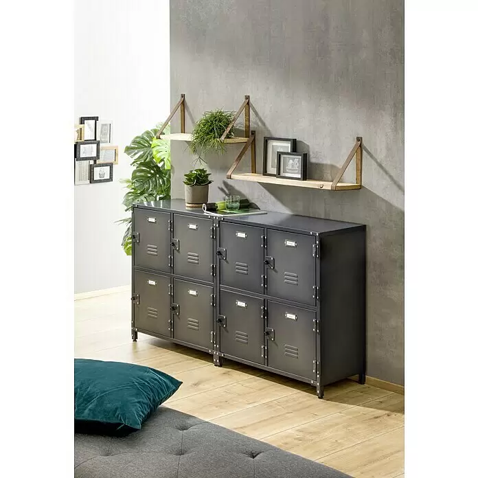 Armario multiusos metálico Vintage - 35 x 75 x 82,5 cm, Número de puertas: 4 ud., Número de compartimentos: 4 ud. - Armario taquilla metálico gris oscuro con múltiples puertas, usado como aparador de almacenaje en un espacio de vida contemporáneo.