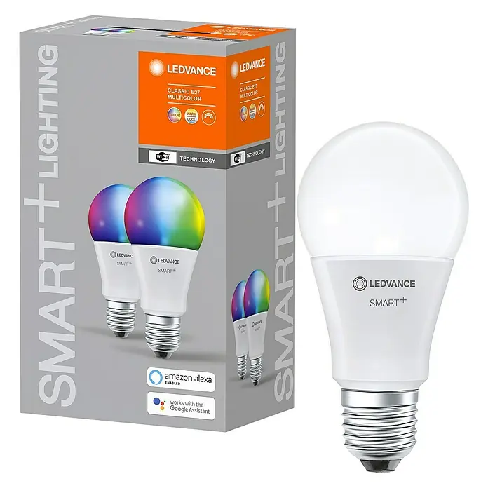 Ledvance Smart-LED-Lampen Set - E27, Dimmbar, RGBW, 806 lm, 9 W - Nahaufnahme einer LEDVANCE SMART+ Multicolor Lampe und ihrer Verpackung, die intelligente Beleuchtungslösungen für Ihr Zuhause bietet.
