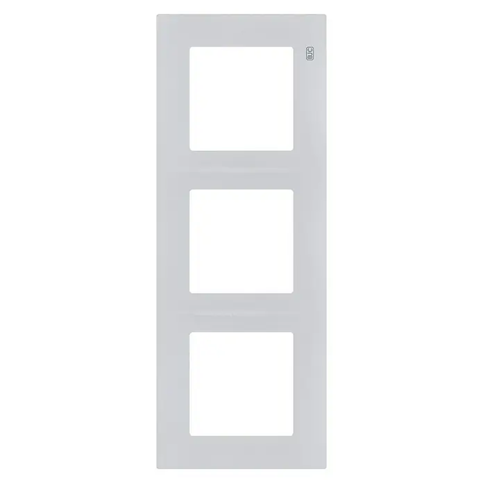 BJC Viva Marco - Plateado, Modelo de mecanismos: x 3, Plástico, Colocar - Tapa blanca para enchufes múltiples BJC con tres huecos para instalar varios enchufes o interruptores en un panel.
