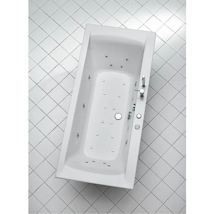 Ottofond Whirlpool Palermo - 190 x 90 cm, Sanitäracryl, Weiß, Inklusive Ab- und Überlaufgarnitur mit Wassereinlauf und Wannenrandarmatur S2000 - Draufsicht auf eine moderne weiße Badewanne mit Whirlpool-Funktion, eingebettet in ein Badezimmer mit weißen Fliesen.