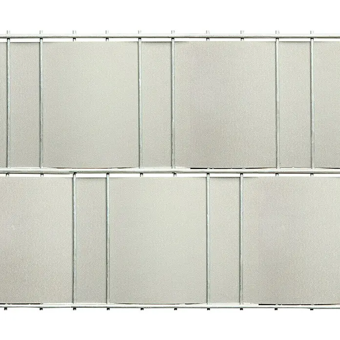 Floraworld Sichtschutzstreifen I - L x H: 205 x 19 cm, Silbergrau - Nahaufnahme eines modularen Drahtregalsystems, das für eine flexible Lagerlösung entwickelt wurde.\n