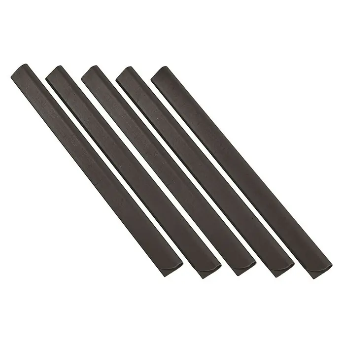 Floraworld Klemmprofile - Länge: 19 cm - Nahaufnahme von sechs schwarzen Kantenschutzprofilen, die diagonal aufgereiht sind und ihr schützendes Design hervorheben.