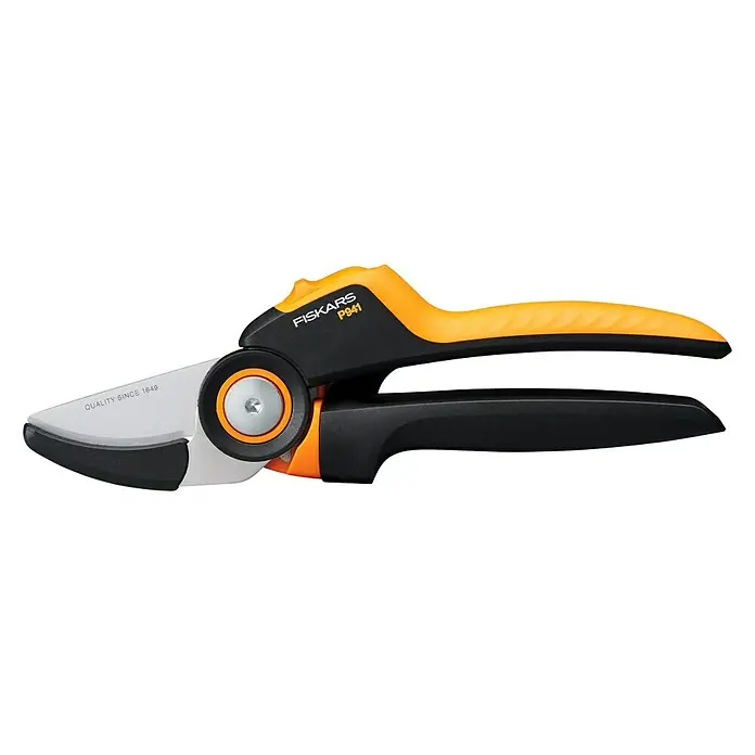 Fiskars X-series Gartenschere P941 - Amboss, Max. Aststärke: 24 mm - Fiskars P941 Gartenschere mit orangefarbenem Griff und scharfer Klinge für präzise Schnitte im Garten.