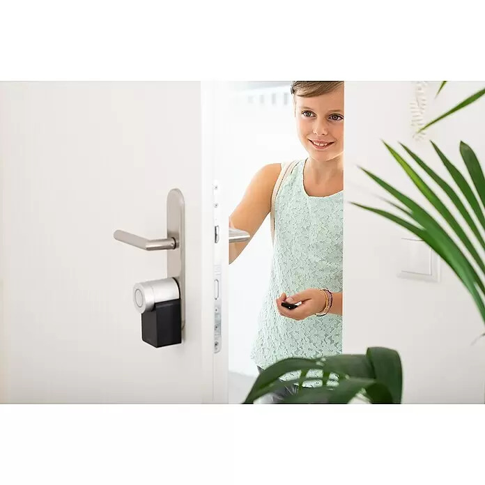Nuki Fernbedienung FOB - L x B x H: 6 x 55 x 24 mm - Anwendungsbeispiel