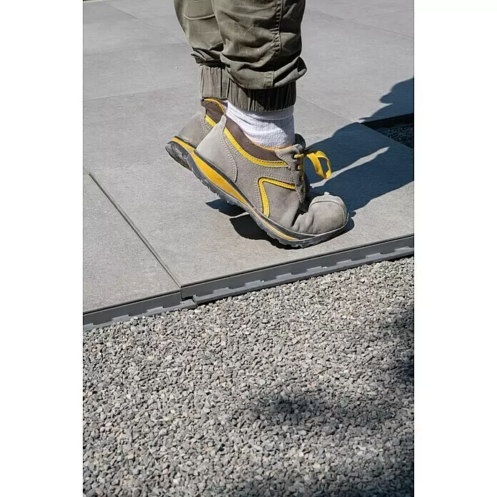 Terrassenfliese Click and Go Portland Grey - 60 x 60 cm, Betongrau, Matt - Anwendungsbeispiel
