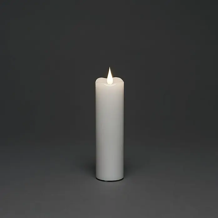 Konstsmide LED-Kerze - Weiß, Ø x H: 7,8 x 22 cm, Echtwachs - Elegante LED-Kerze in Weiß. Die täuschend echte Flamme schafft eine stimmungsvolle Atmosphäre ohne Brandgefahr. Ideal für gemütliche Stunden.