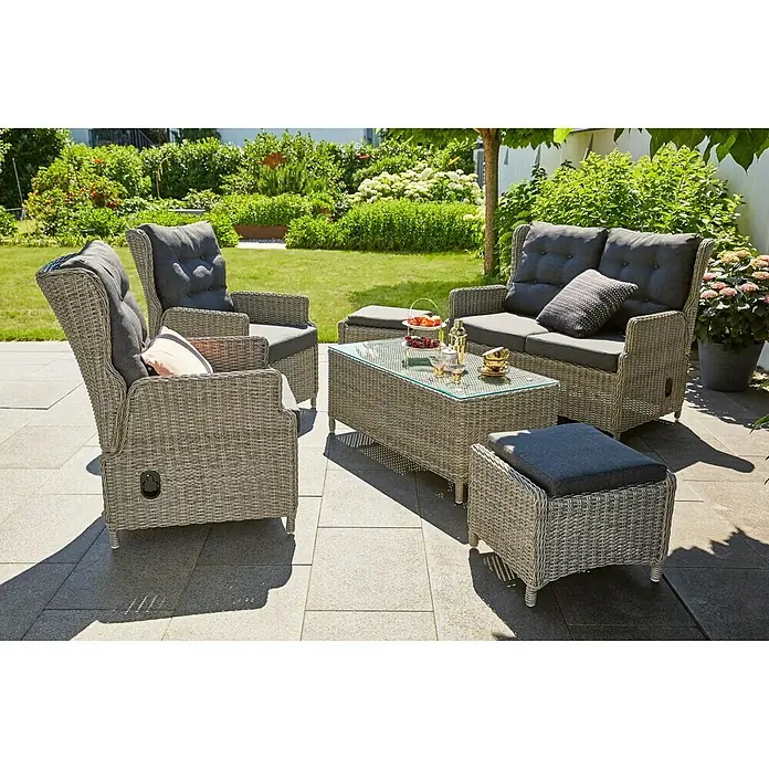 Loungemöbel-Set Pauline - 6 -tlg., Polyrattan/Glas, mit Loungetisch, Bambusgrau - Gartenmöbelset aus Polyrattan mit Tisch, Sessel, Sofa und Hockern für den Außenbereich. Komfort und Stil für Ihren Garten.