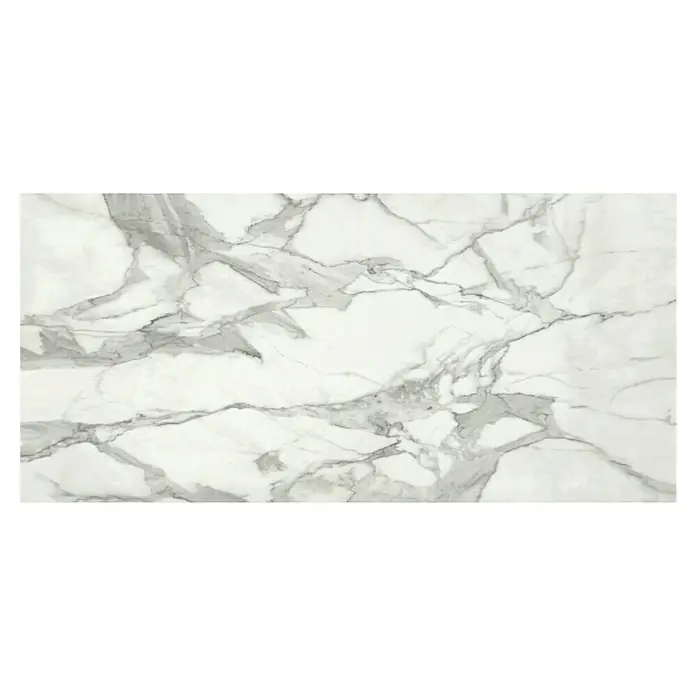 Feinsteinzeugfliese Invictus Pulido - 120 x 260 cm, Weiß/Grau, Glänzend - Nahaufnahme einer weißen Marmorplatte mit grauen Adern. Das elegante Design eignet sich ideal für moderne und klassische Innenräume.