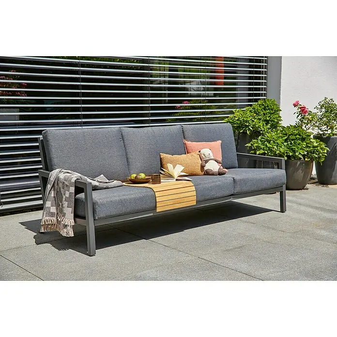 Sunfun Maja Sofá de conjunto - An x Pr x Al: 212 x 85 x 76 cm, Aluminio/Poliéster, Antracita - Un moderno sofá de jardín gris con cómodos cojines y una bandeja de madera para relajarse al aire libre.