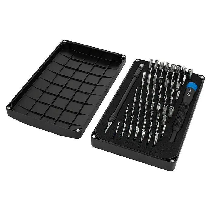 iFixit Bit-Set Mako Precision - Geeignet für: Smartphones - iFixit Mako Präzisions-Bit-Set in geöffneter schwarzer Aufbewahrungsbox, mit verschiedenen Bits und Schraubendrehern.