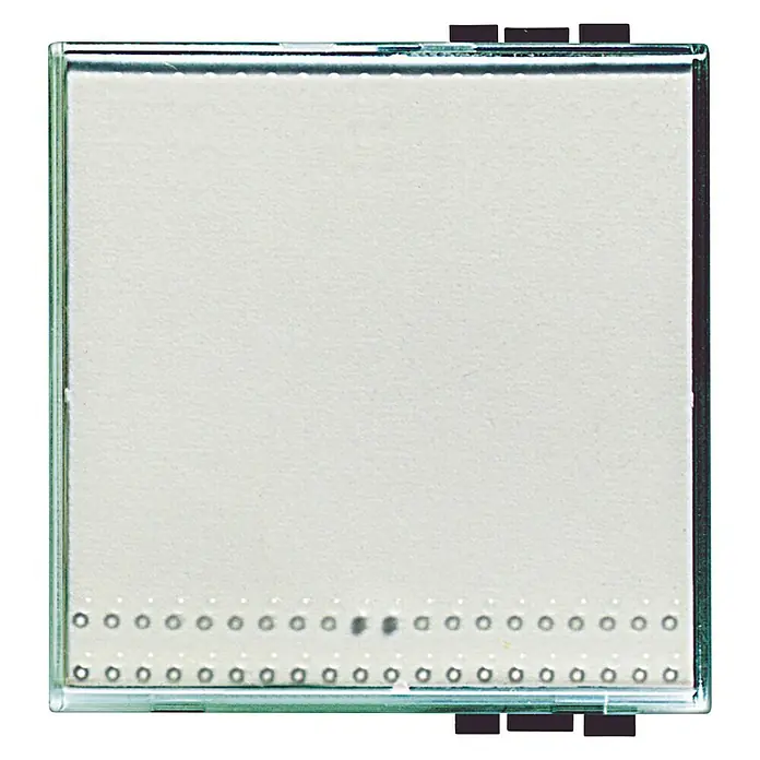 Bticino Living Light Pulsador tecla personalizable Doble - Transparente/Blanco, Montaje en la pared - Primer plano de una cubierta cuadrada transparente con una serie de pequeños agujeros en la parte inferior.