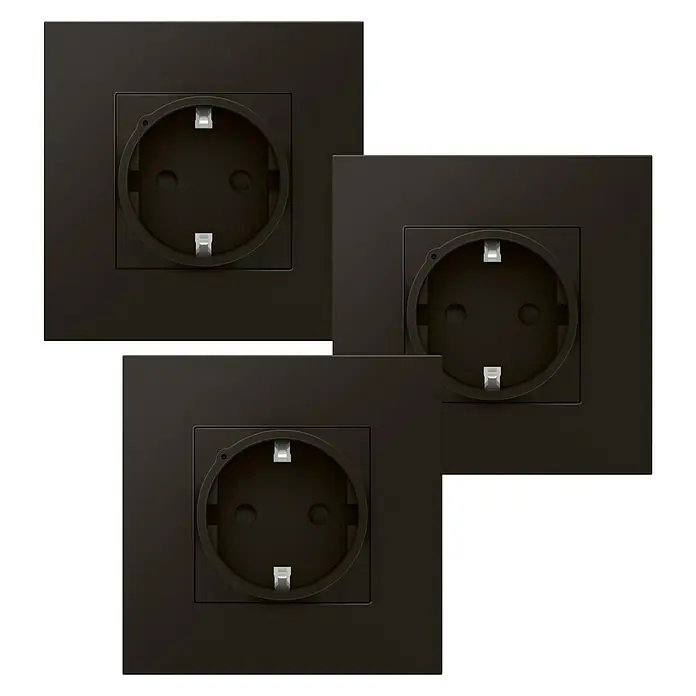 Legrand Valena Next with Netatmo Enchufe x 3 - Negro, Plástico, Colocar, 3 ud. - Tres tomas Schuko negras con una cubierta cuadrada de diseño minimalista sobre un fondo oscuro.