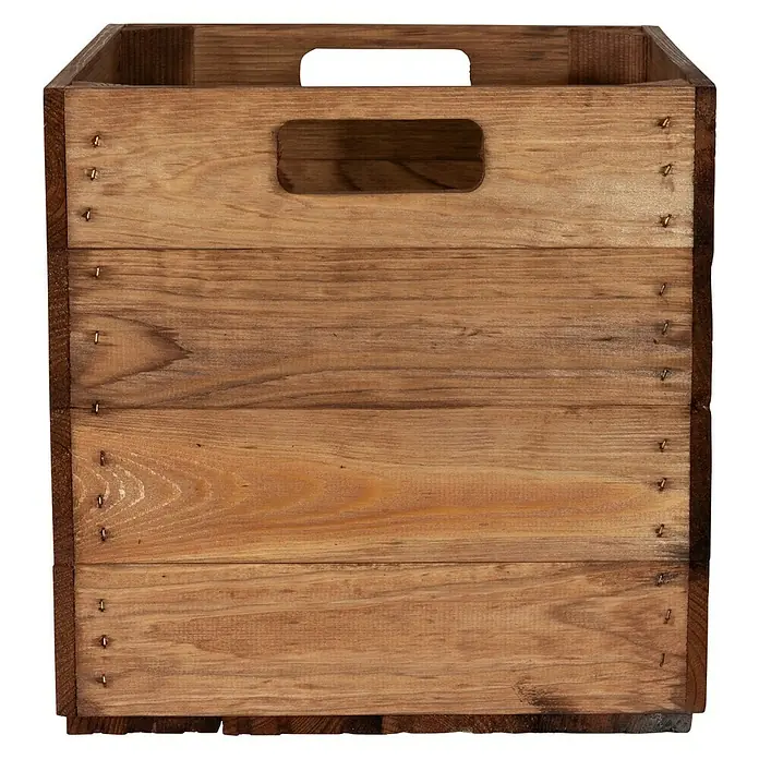 Holzkiste Used Natur mit Eingriffen - L x B x H: 32,5 x 33 x 37,5 cm, Braun, 2 Eingriffe - Nahaufnahme einer rustikalen Holzkiste mit Griffen und sichtbaren Nägeln, ideal für die Organisation.