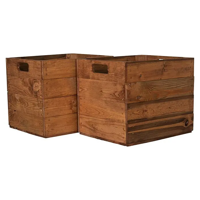 Holzkiste Used Natur mit Eingriffen - L x B x H: 32,5 x 33 x 37,5 cm, Braun, 2 Eingriffe - Zwei rustikale Holzkisten mit praktischen Griffen, ideal für Lagerung und Dekoration im Vintage-Stil. Das Holz ist warm und natürlich.