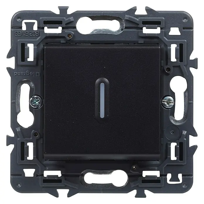 Legrand Valena Next Conmutador con luz - Negro, Plástico, 10 A - Interruptor de luz Legrand negro con marco gris, ideal para interiores modernos.
