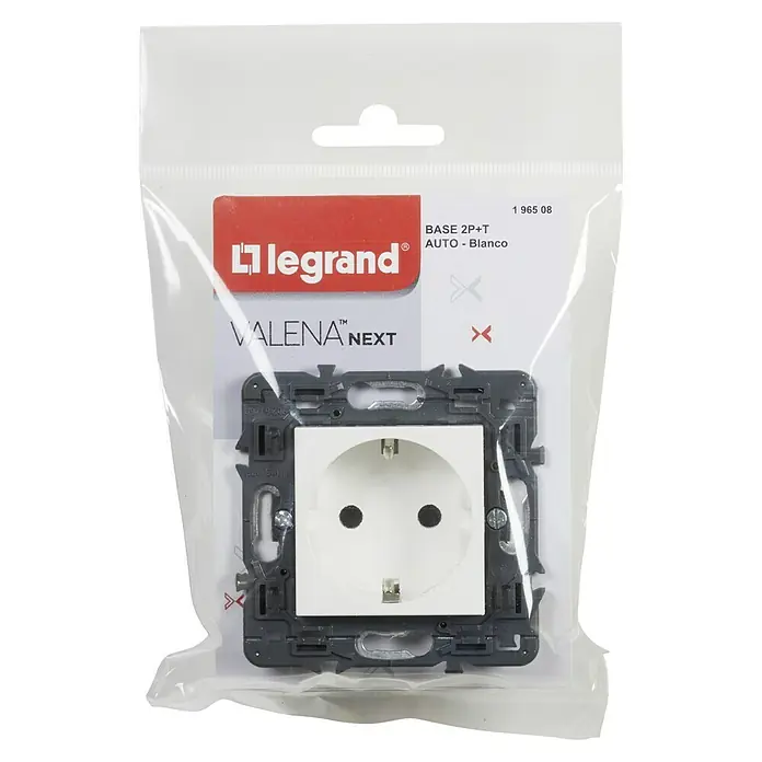Legrand Valena Next Enchufe - Blanco, Plástico, Colocar - Enchufe Legrand Valena Next en su embalaje original. Un enchufe práctico para el uso diario.