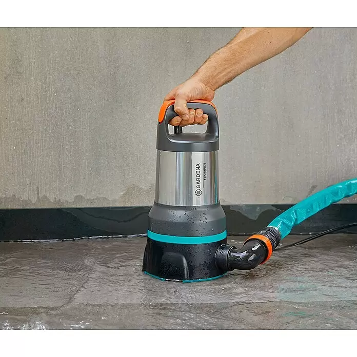 Gardena Schmutzwasserpumpe 19500 Aquasensor - 860 W, Max. Fördermenge: 19.500 l/h - Anwendungsbeispiel