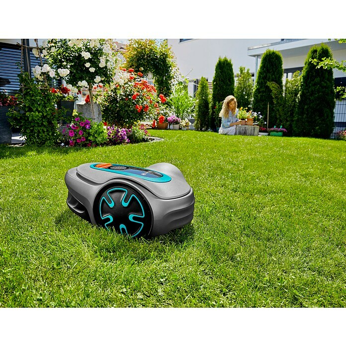 Gardena Mähroboter Sileno minimo 50018 V, Li-Ionen, 1 Akku, Max. Flächenempfehlung: 500 m² Mood Shot