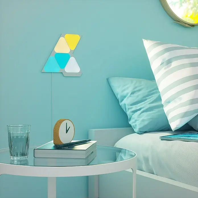Nanoleaf Starterkit Shapes Mini Triangles 5 Panels5 Stk., Weiß, RGBW, Mini Triangles, Smart Home-fähig: Ja - Stimmungsvolle Dreiecks-Wandleuchte in verschiedenen Farben, die jedem Raum eine moderne Note verleiht.\n