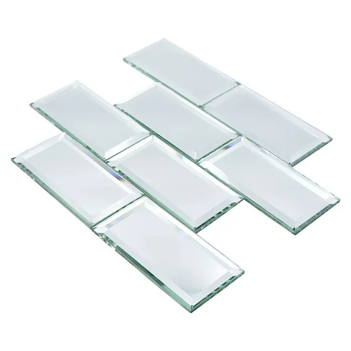 Mosaikfliese Mirror Metro XSPM 07 - 29,8 x 29,8 cm, Spiegel, Glänzend - Rechteckige Glasfliesen in Fischgrätmuster. Ideal für moderne Wandgestaltungen mit elegantem Spiegelglanz, die jeden Raum aufwerten.