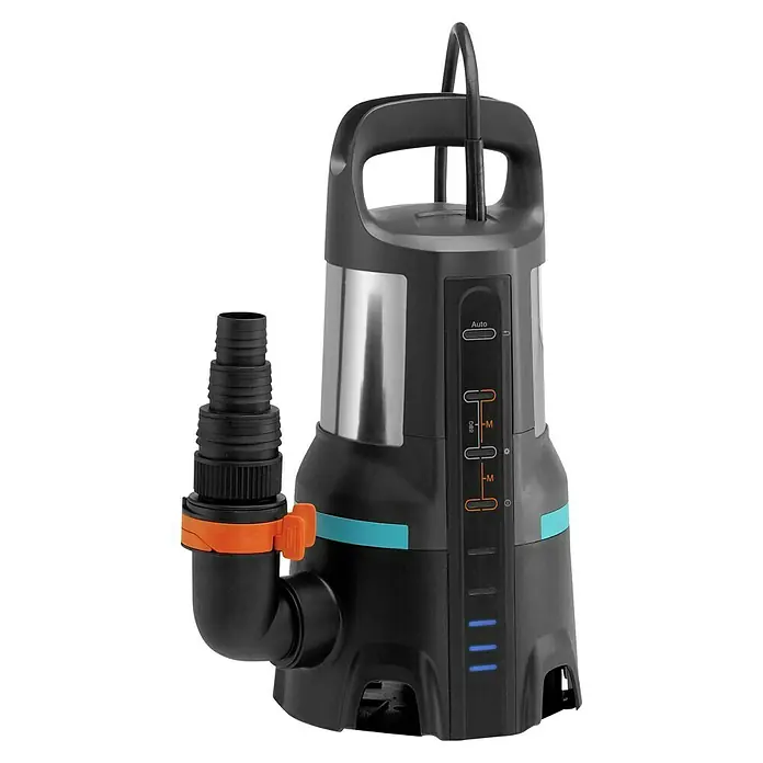 Gardena Schmutzwasserpumpe 20000 Aquasensor - 750 W, Max. Fördermenge: 20.000 l/h, Eintauchtiefe: 7 m - Eine Gardena Schmutzwasser-Tauchpumpe mit einstellbaren Schaltern und einem schwarzen Schlauchanschluss mit orangener Klammer.