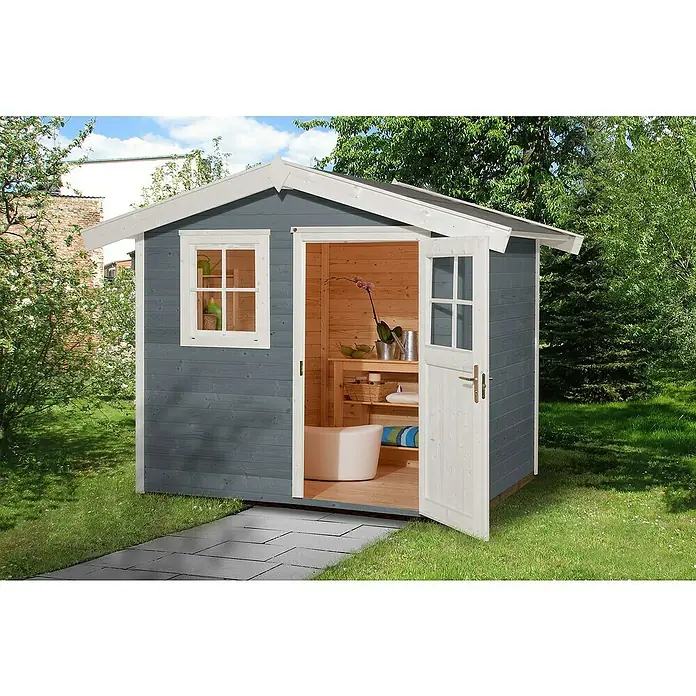 Weka Gartenhaus 123 - Außenmaß inkl. Dachüberstand (B x T): 306 x 274 cm, Holz, Grau/Weiß, 5,663 m² - Ein graues Gartenhaus mit weißem Rahmen und einer offenen Tür, die Einblick in den Innenraum mit Regalen und Accessoires bietet.