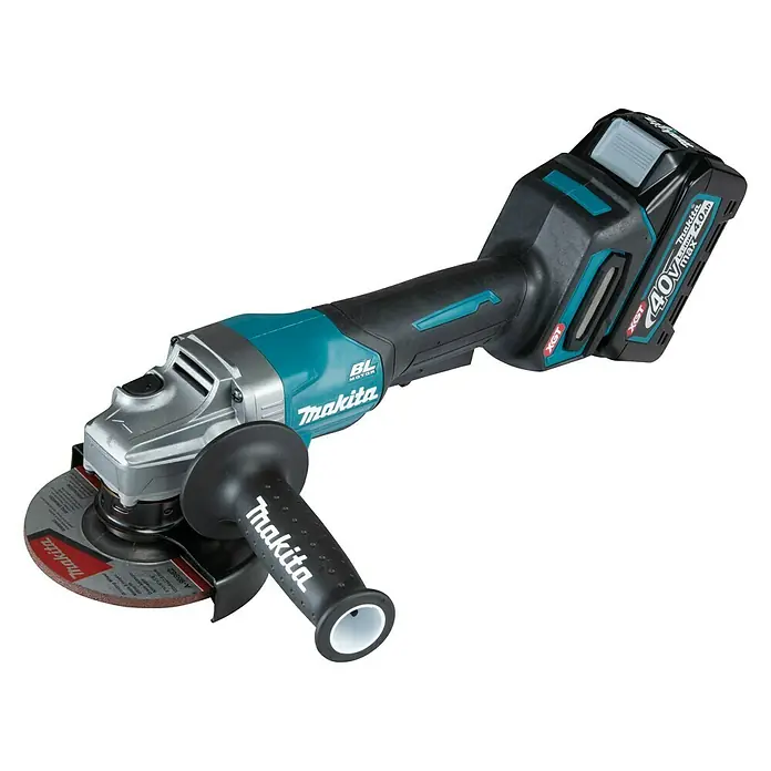 Makita XGT 40V max. Akku-Winkelschleifer GA016GM201 - 2 Akkus, 4 Ah, Leerlaufdrehzahl: 8.500 U/min - Der Makita Akku-Winkelschleifer bietet kabellose Flexibilität und hohe Leistung für Schleifarbeiten.